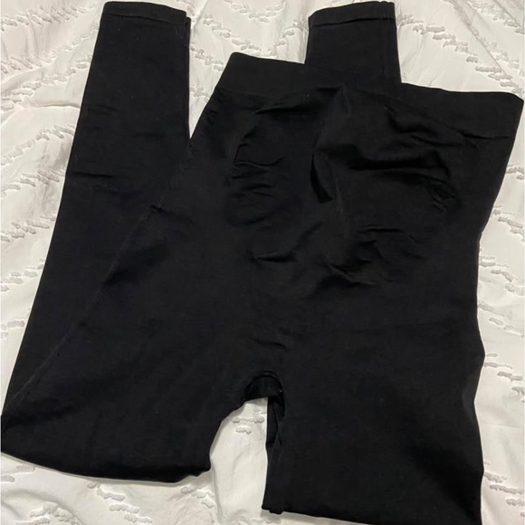 BLANQI Black maternity Leggings - Picture 1 of 2